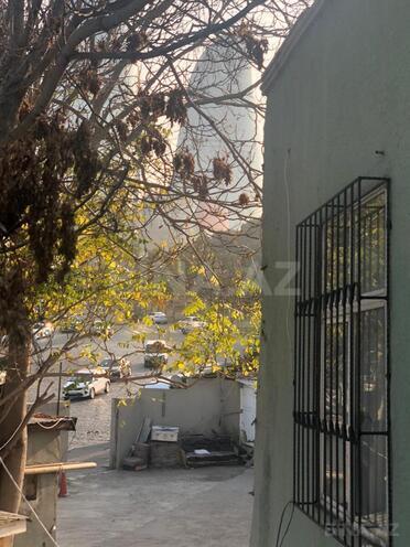 Satılır 1 otaqlı köhnə tikili 60 m², Bayıl q., photo 15 from 16