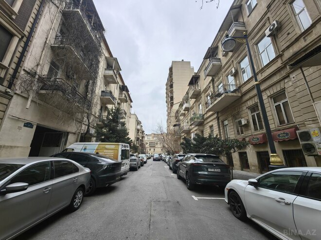 Satılır 2 otaqlı köhnə tikili 55 m², İçəri Şəhər m., photo 24 from 25