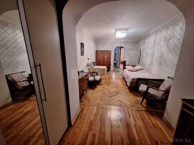 Продаётся 2-комн. вторичка 55 м², м. Низами, photo 5 from 13
