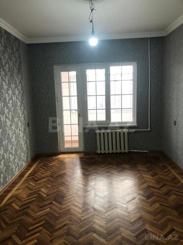 Сдаётся 3-комн. вторичка 87 м², м. Нефтчиляр, photo 4 from 16