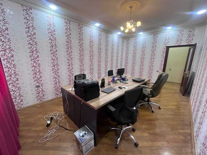 İcarəyə verilir 5 otaqlı ofis 250 m², 28 May m., photo 3 from 16