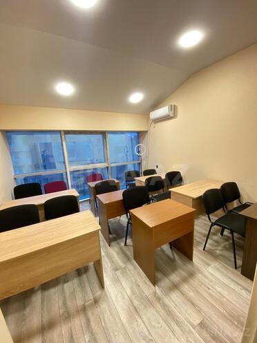Сдаётся 14-комн. офис 370 м², м. Иншаатчылар, photo 6 from 10