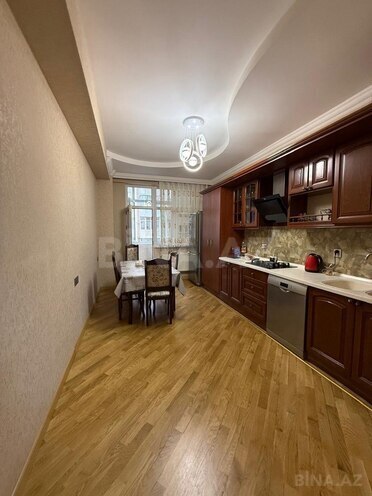 Satılır 3 otaqlı yeni tikili 156 m², 8-ci mikrorayon q., photo 6 from 12