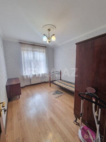 Продаётся 3-комн. вторичка 100 м², Бинагадинский р., photo 3 from 12