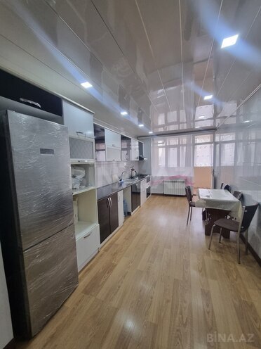 Продаётся 3-комн. вторичка 100 м², Бинагадинский р., photo 1 from 12