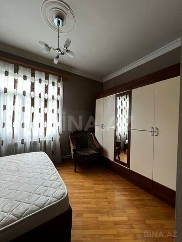 Сдаётся 4-комн. вторичка 90 м², м. Низами, photo 13 from 20
