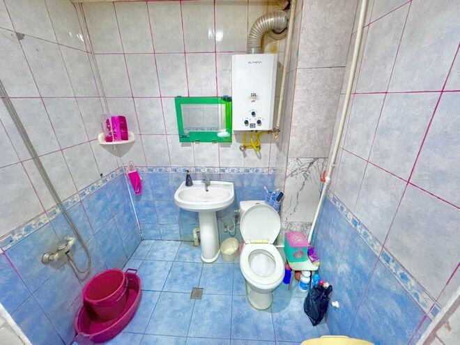 Продаётся 1-комн. вторичка 35 м², м. Нефтчиляр, photo 10 from 11