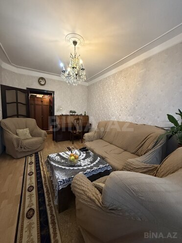 Продаётся 4-комн. вторичка 100 м², Хатаинский р., photo 8 from 17