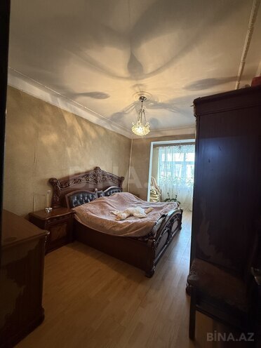 Продаётся 4-комн. вторичка 100 м², Хатаинский р., photo 9 from 17