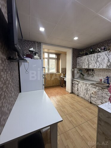Продаётся 4-комн. вторичка 100 м², Хатаинский р., photo 13 from 17