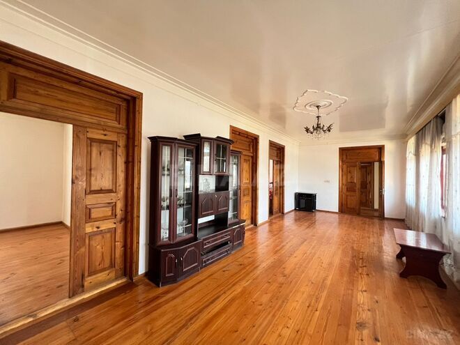 Satılır 5 otaqlı həyət evi/bağ evi 310 m², photo 12 from 17