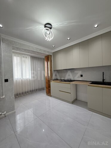 Продаётся 3-комн. вторичка 85 м², м. Нефтчиляр, photo 9 from 18