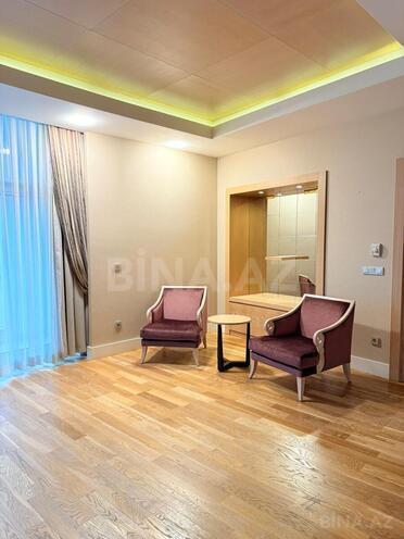 Сдается 4-комн. новостройка 350 м², пос. Бадамдар, photo 18 from 32