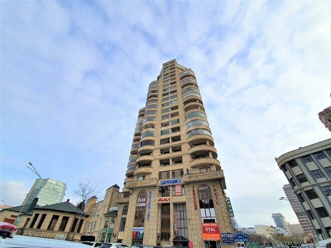 İcarəyə verilir 3 otaqlı yeni tikili 130 m², 28 May m., photo 9 from 15