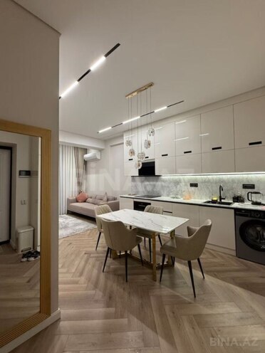 Продаётся 2-комн. новостройка 43 м², м. Элмляр Академиясы, photo 3 from 13