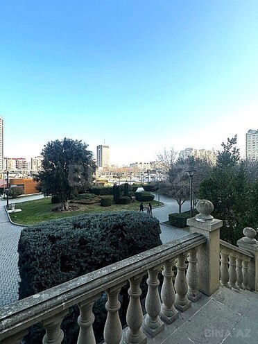 Продаётся 3-комн. новостройка 126 м², м. Иншаатчылар, photo 4 from 15