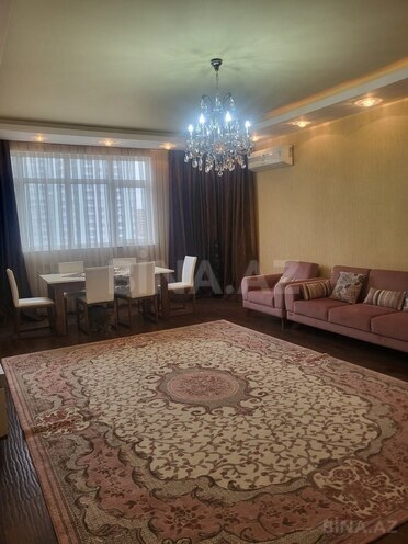 Продаётся 4-комн. новостройка 180 м², м. Низами, photo 1 from 21