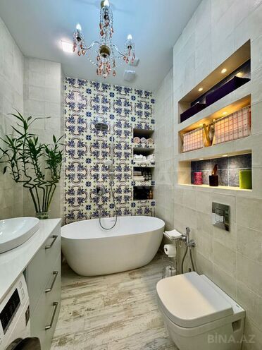 Сдаётся 2-комн. новостройка 56 м², м. Низами, photo 22 from 31