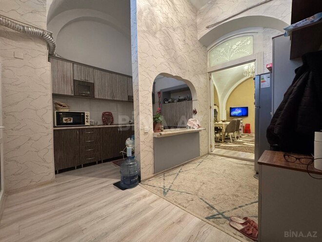 Satılır 4 otaqlı köhnə tikili 120 m², 28 May m., photo 14 from 26