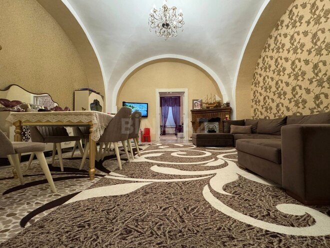 Satılır 4 otaqlı köhnə tikili 120 m², 28 May m., photo 4 from 26