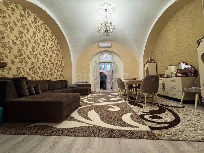 Satılır 4 otaqlı köhnə tikili 120 m², 28 May m., photo 5 from 26