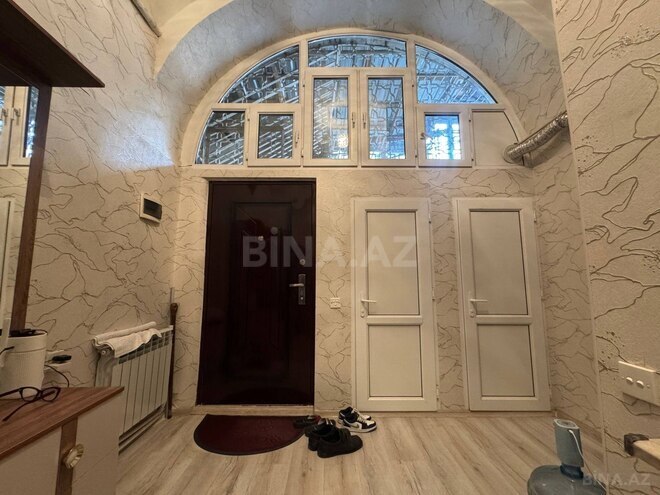 Satılır 4 otaqlı köhnə tikili 120 m², 28 May m., photo 17 from 26