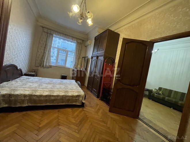 Satılır 3 otaqlı köhnə tikili 70 m², İçəri Şəhər m., photo 15 from 19