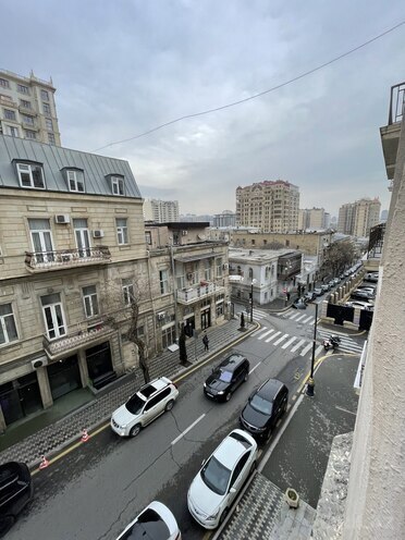 Satılır 3 otaqlı köhnə tikili 70 m², İçəri Şəhər m., photo 17 from 19