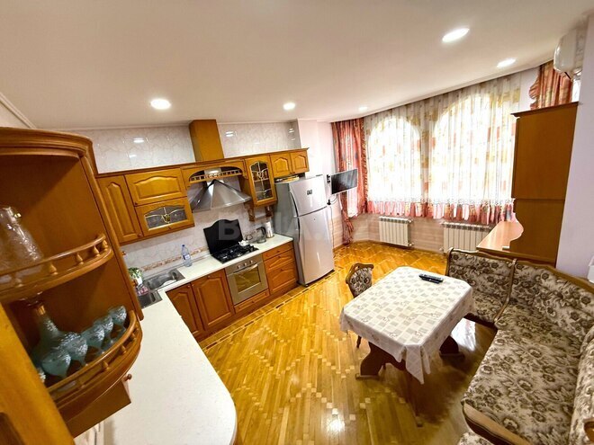 Продаётся 12-комн. дом/дача 900 м², м. Насими, photo 19 from 32