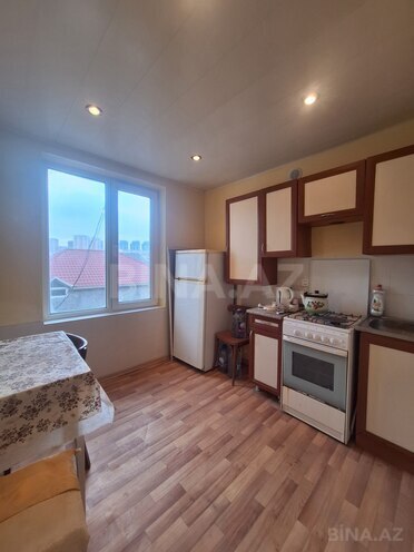 Продаётся 2-комн. вторичка 45 м², м. Иншаатчылар, photo 19 from 24