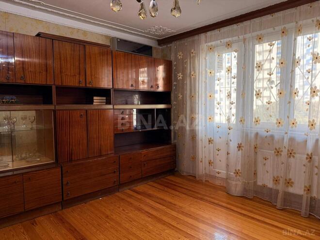 Сдаётся 3-комн. вторичка 110 м², м. Кара Караев, photo 3 from 21