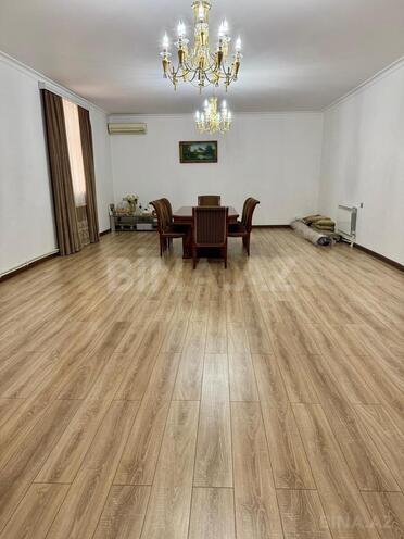 Продаётся 9-комн. дом/дача 400 м², м. Кара Караев, photo 5 from 17