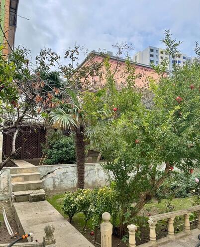 Продаётся 9-комн. дом/дача 400 м², м. Кара Караев, photo 15 from 17