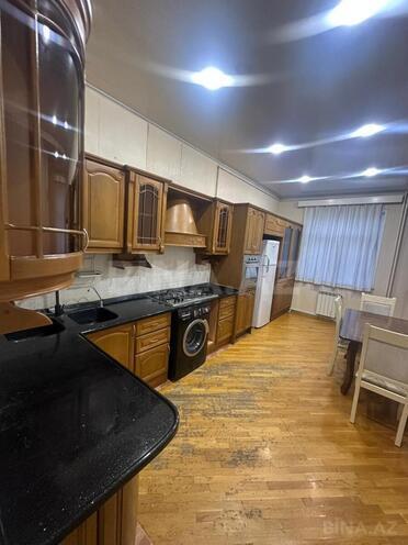 Сдаётся 4-комн. новостройка 125 м², м. Иншаатчылар, photo 8 from 13