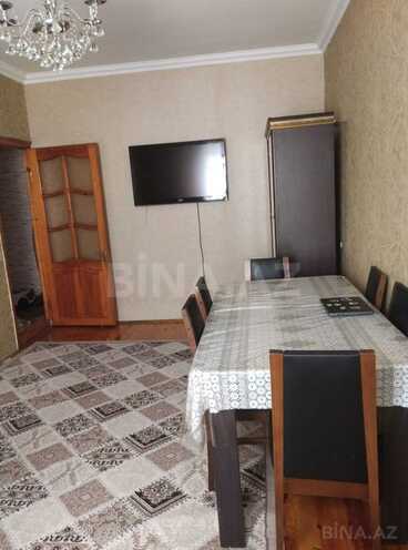Satılır 2 otaqlı köhnə tikili 65 m², Nəsimi m., photo 3 from 14