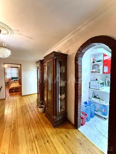 Продаётся 3-комн. вторичка 70 м², м. Элмляр Академиясы, photo 7 from 15