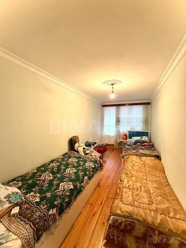 Продаётся 3-комн. вторичка 70 м², м. Элмляр Академиясы, photo 8 from 15