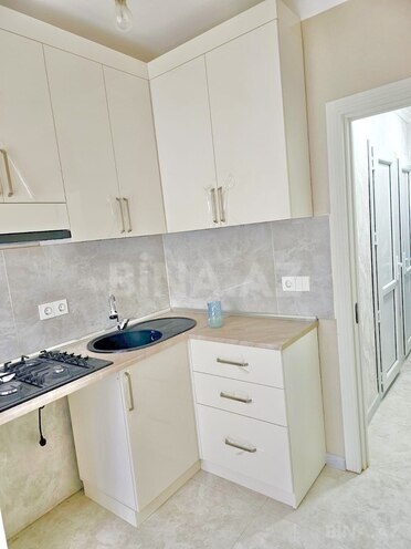 Satılır 3 otaqlı köhnə tikili 85 m², Qara Qarayev m., photo 15 from 17