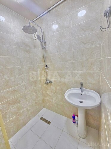 Satılır 3 otaqlı köhnə tikili 85 m², Qara Qarayev m., photo 11 from 17