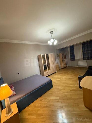 Сдаётся 3-комн. новостройка 150 м², м. Элмляр Академиясы, photo 9 from 18