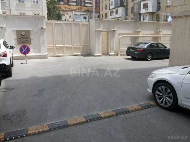 Satılır 2 otaqlı köhnə tikili 60 m², Nizami m., photo 5 from 11