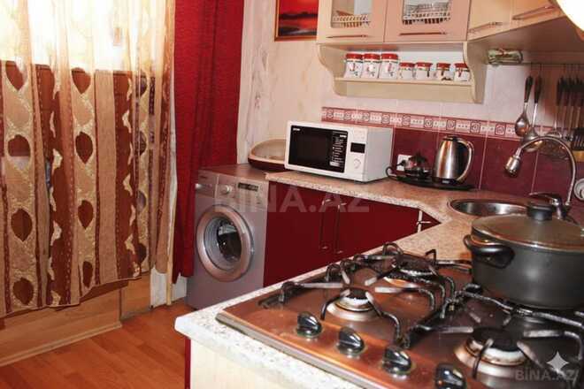 Satılır 2 otaqlı köhnə tikili 60 m², Nizami m., photo 3 from 11