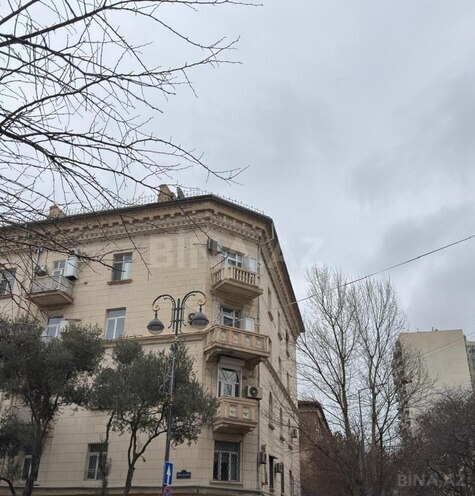 Satılır 3 otaqlı köhnə tikili 75 m², Nəsimi r., photo 3 from 23