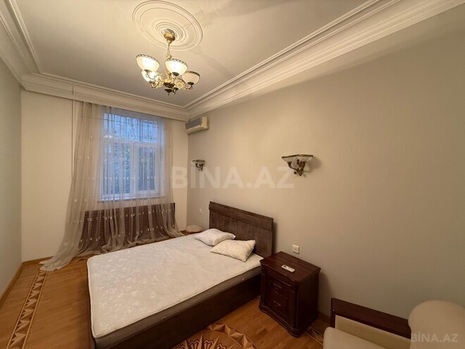 İcarəyə verilir 9 otaqlı həyət evi/bağ evi 700 m², Gənclik m., photo 13 from 21