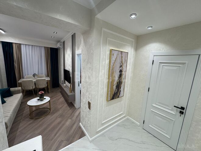 Продается 2-комн. новостройка 36 м², м. Кара Караев, photo 1 from 9