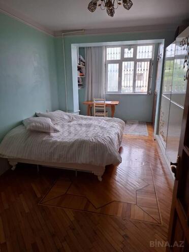 Satılır 2 otaqlı köhnə tikili 65 m², Xalqlar Dostluğu m., photo 8 from 17