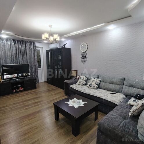 Satılır 3 otaqlı köhnə tikili 70 m², Neftçilər m., photo 1 from 24