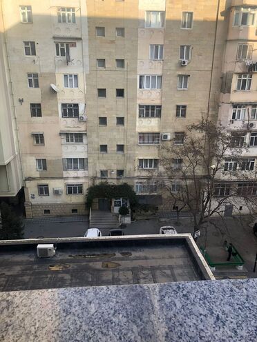 Продаётся 3-комн. новостройка 80 м², м. Элмляр Академиясы, photo 17 from 18