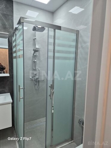 Сдаётся 3-комн. новостройка 70 м², м. Нефтчиляр, photo 11 from 16