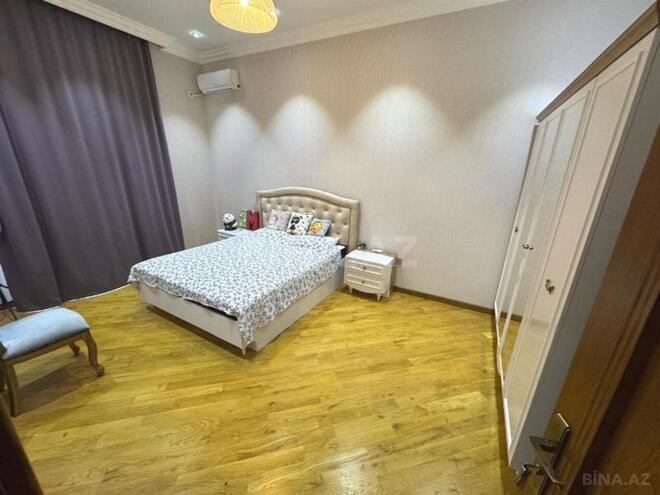 Satılır 8 otaqlı həyət evi/bağ evi 450 m², Novxanı q., photo 25 from 32
